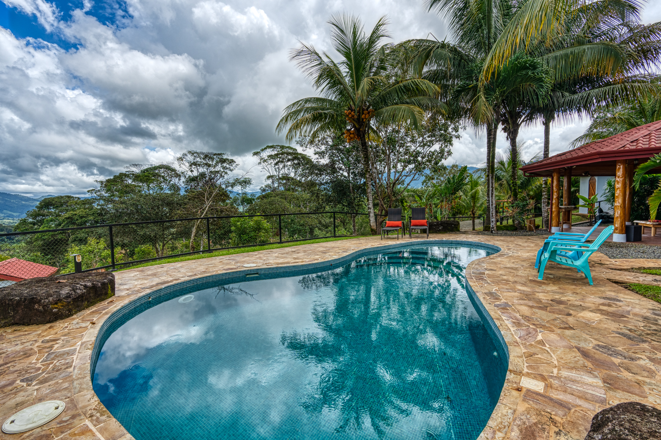 5 bed Single Family Homes For Sale in Dominical, Puntarenas - thumb 6