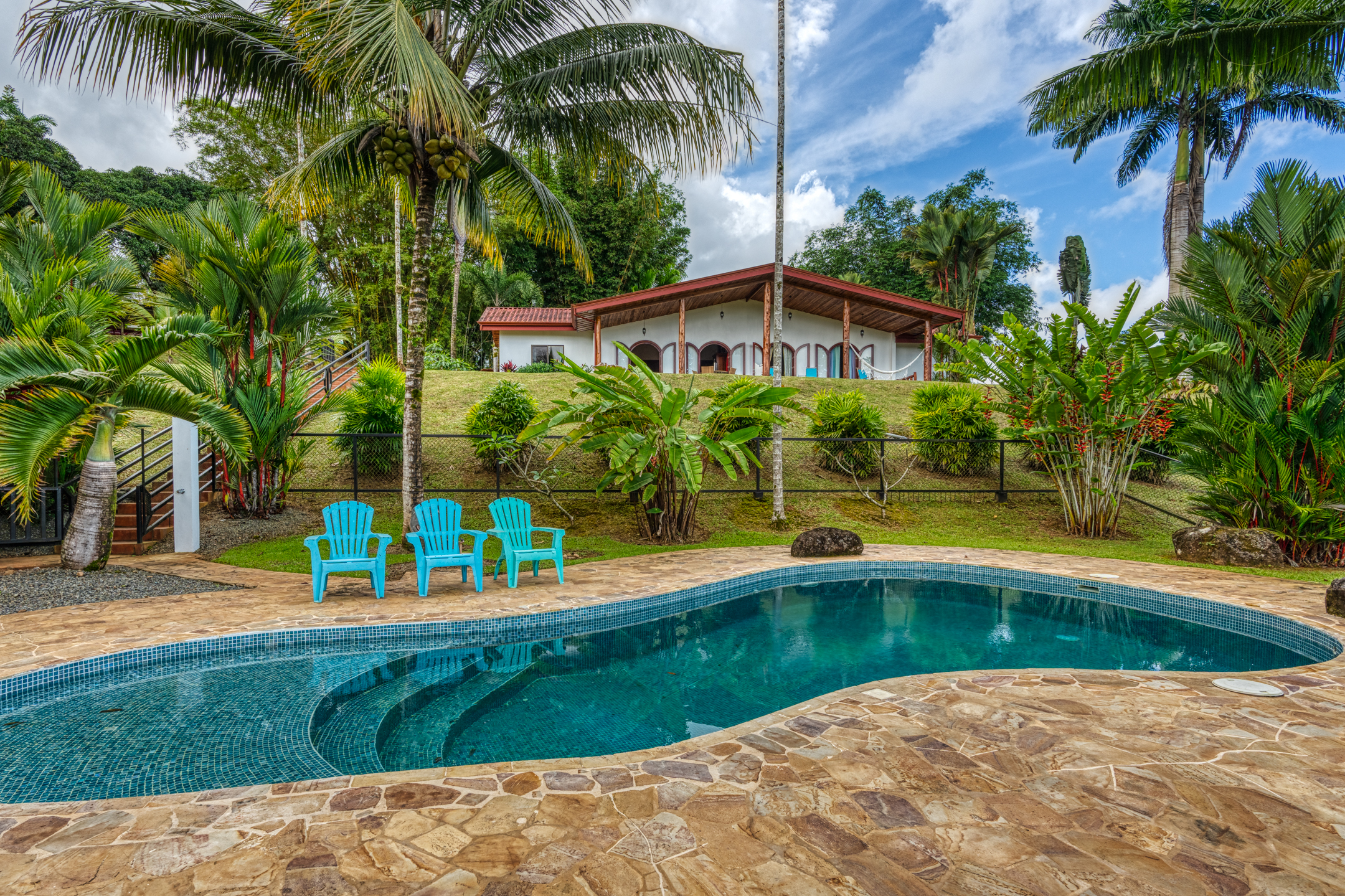 5 bed Single Family Homes For Sale in Dominical, Puntarenas - thumb 1