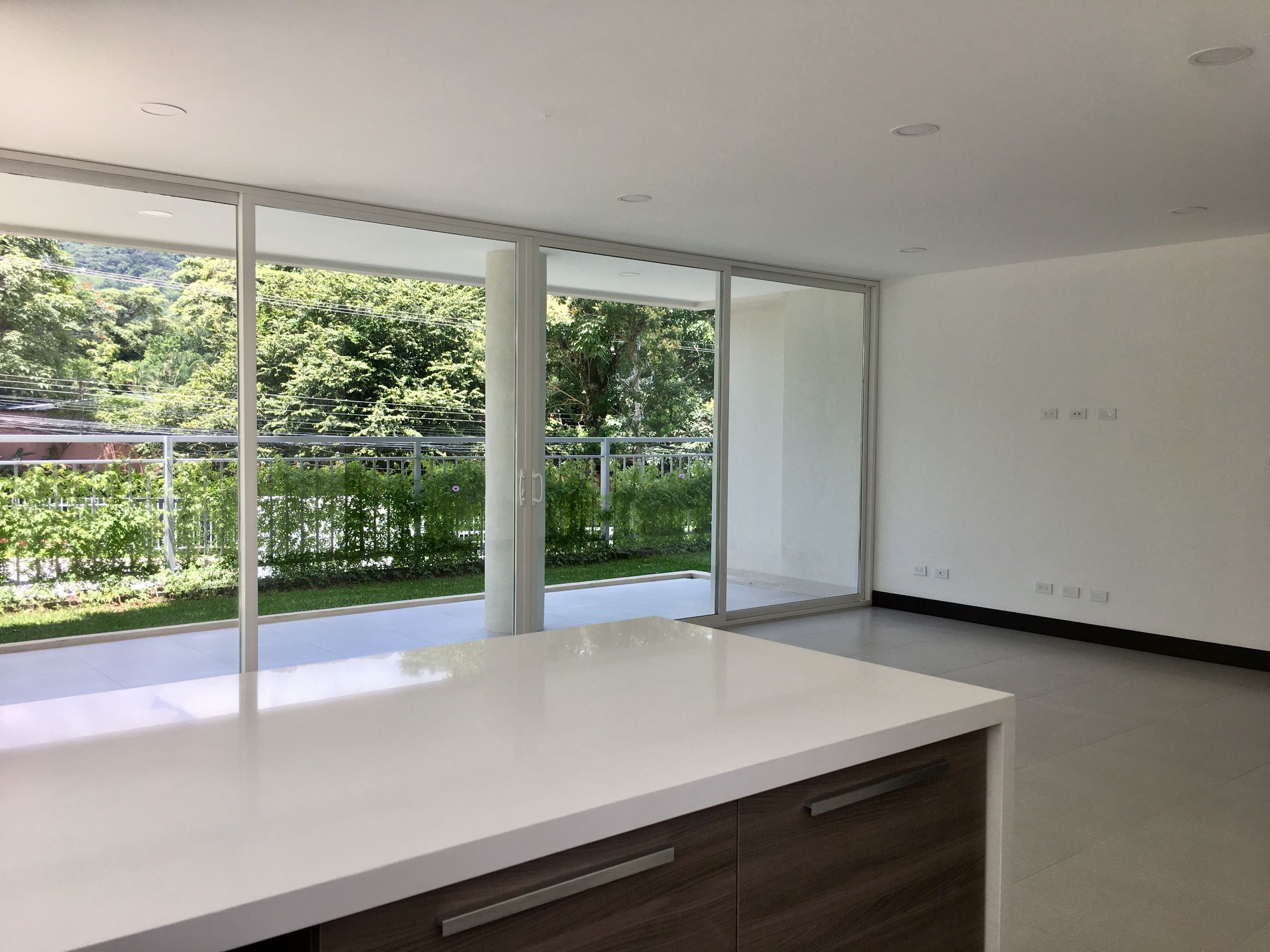 3 bed Condo For Sale in Escazu, San Jose - thumb 2