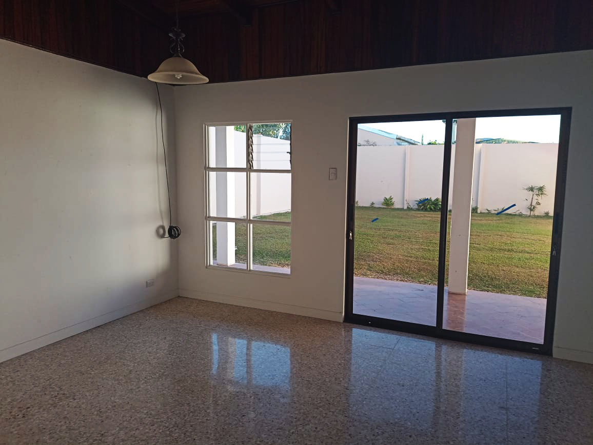 3 bed Single Family Homes For Sale in Curridabat, San Jose - thumb 5