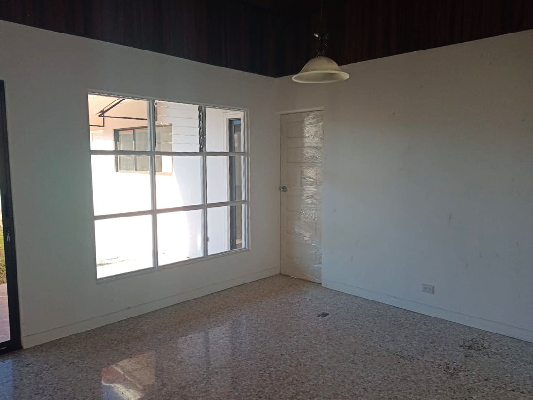 3 bed Single Family Homes For Sale in Curridabat, San Jose - thumb 4