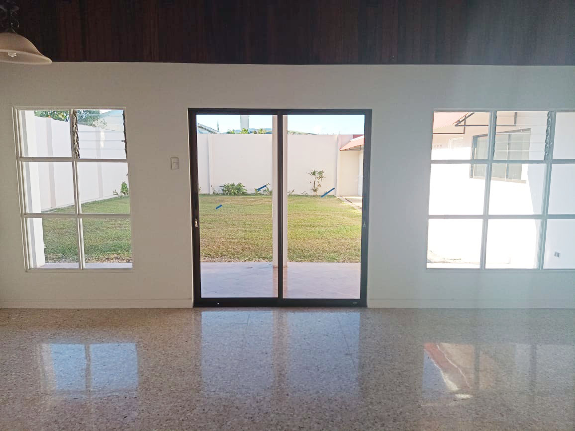 3 bed Single Family Homes For Sale in Curridabat, San Jose - thumb 16