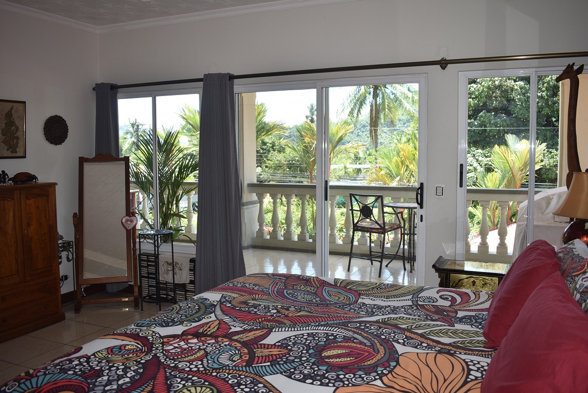 4 bed Single Family Homes For Sale in Golfito, Puntarenas - thumb 8