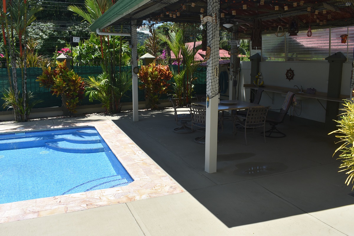 4 bed Single Family Homes For Sale in Golfito, Puntarenas - thumb 6