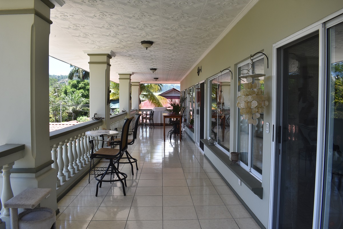 4 bed Single Family Homes For Sale in Golfito, Puntarenas - thumb 7