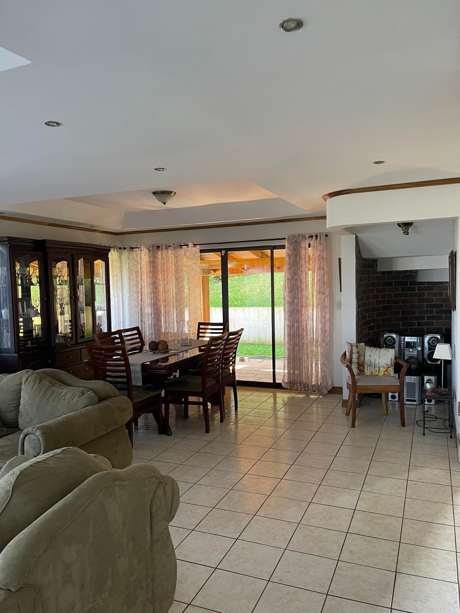 4 bed Single Family Homes For Sale in Guadalupe, San Jose - thumb 4