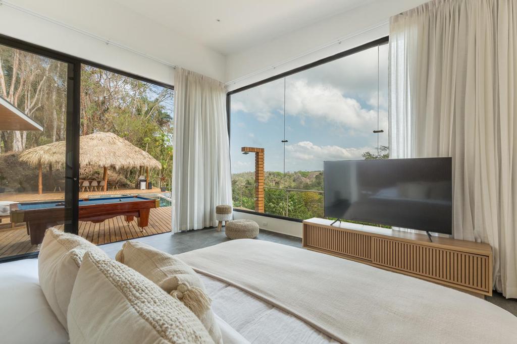 17 bed Single Family Homes For Sale in Santa Teresa, Puntarenas - thumb 5