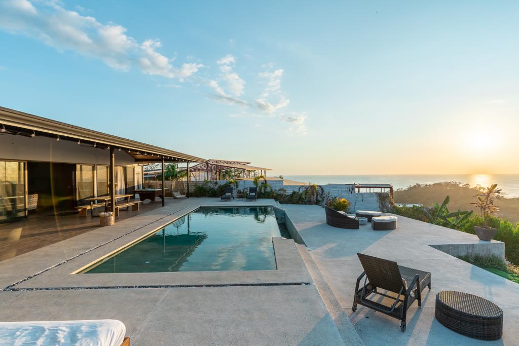 17 bed Single Family Homes For Sale in Santa Teresa, Puntarenas - thumb 18