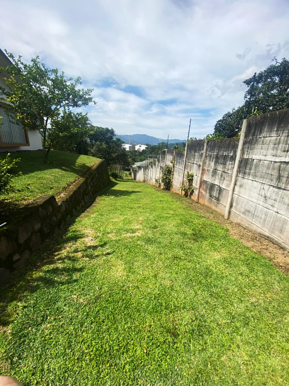 3 bed Land For Sale in Curridabat, San Jose - thumb 1