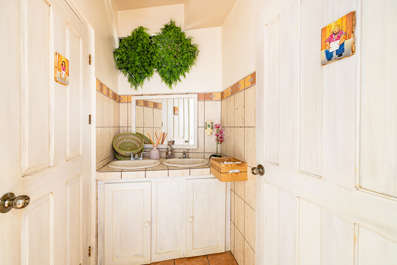 0 bed Commercial For Sale in Playas Del Coco, Guanacaste - thumb 13