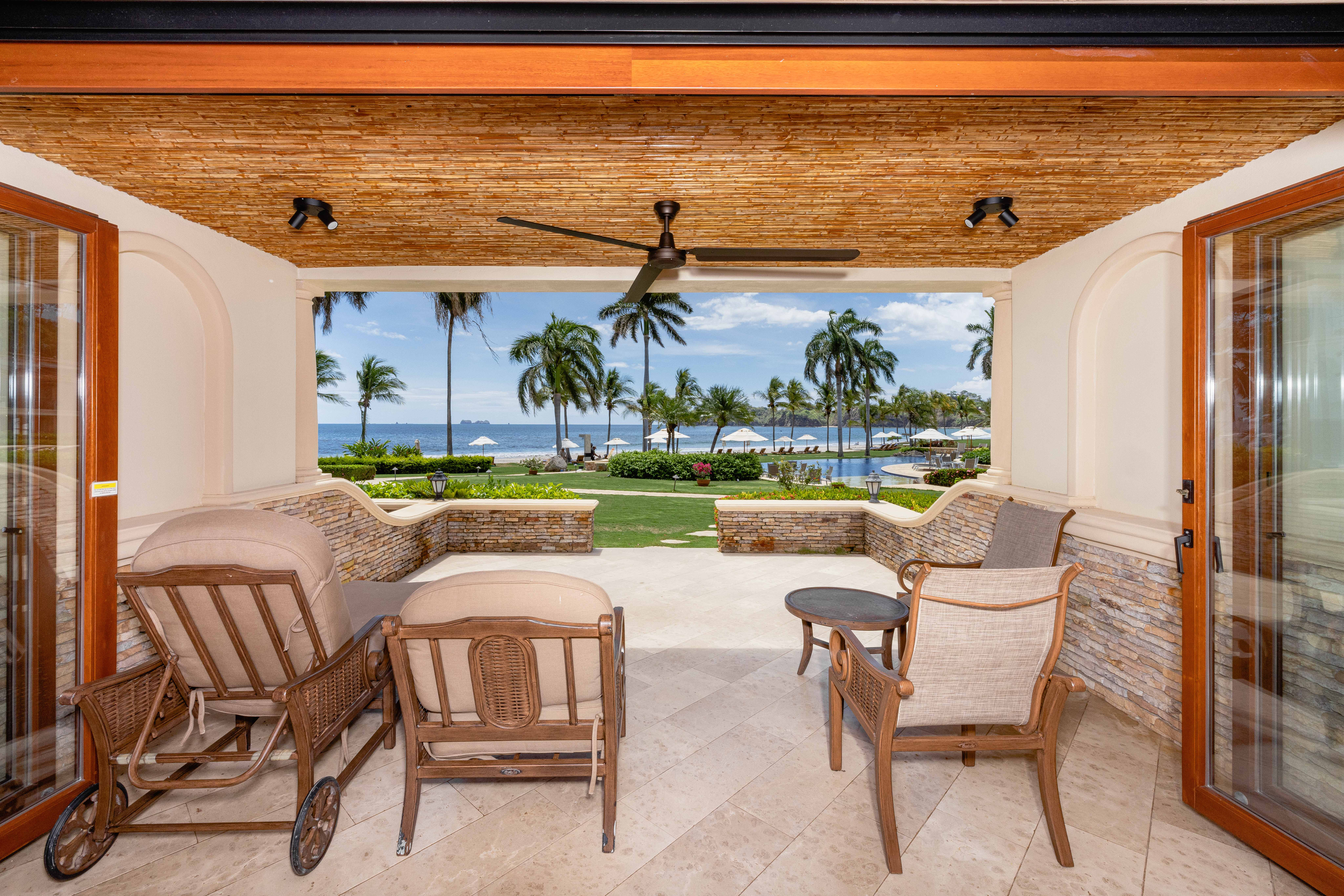 2 bed Condo For Sale in Playa Flamingo, Guanacaste - thumb 29