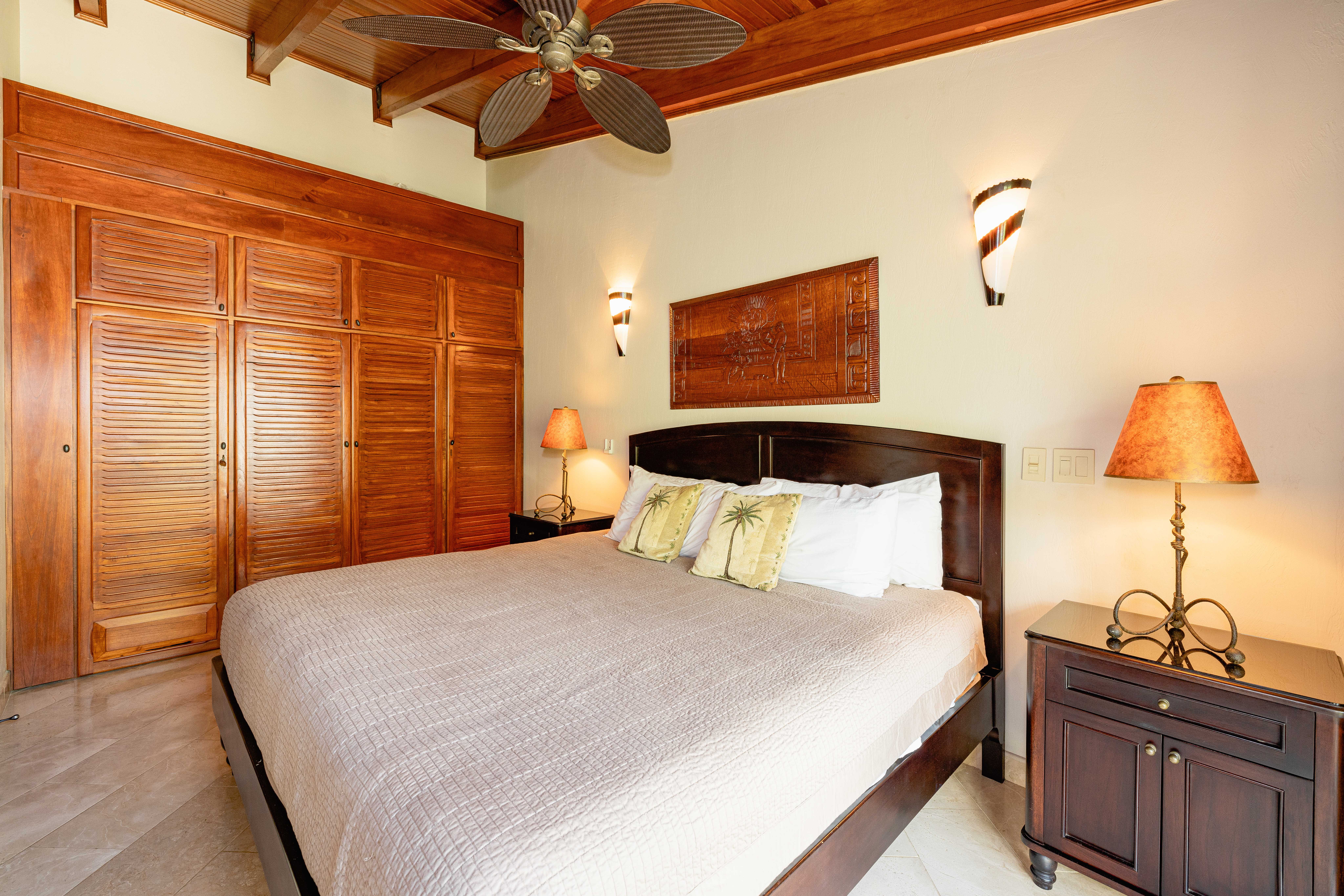 2 bed Condo For Sale in Playa Flamingo, Guanacaste - thumb 25