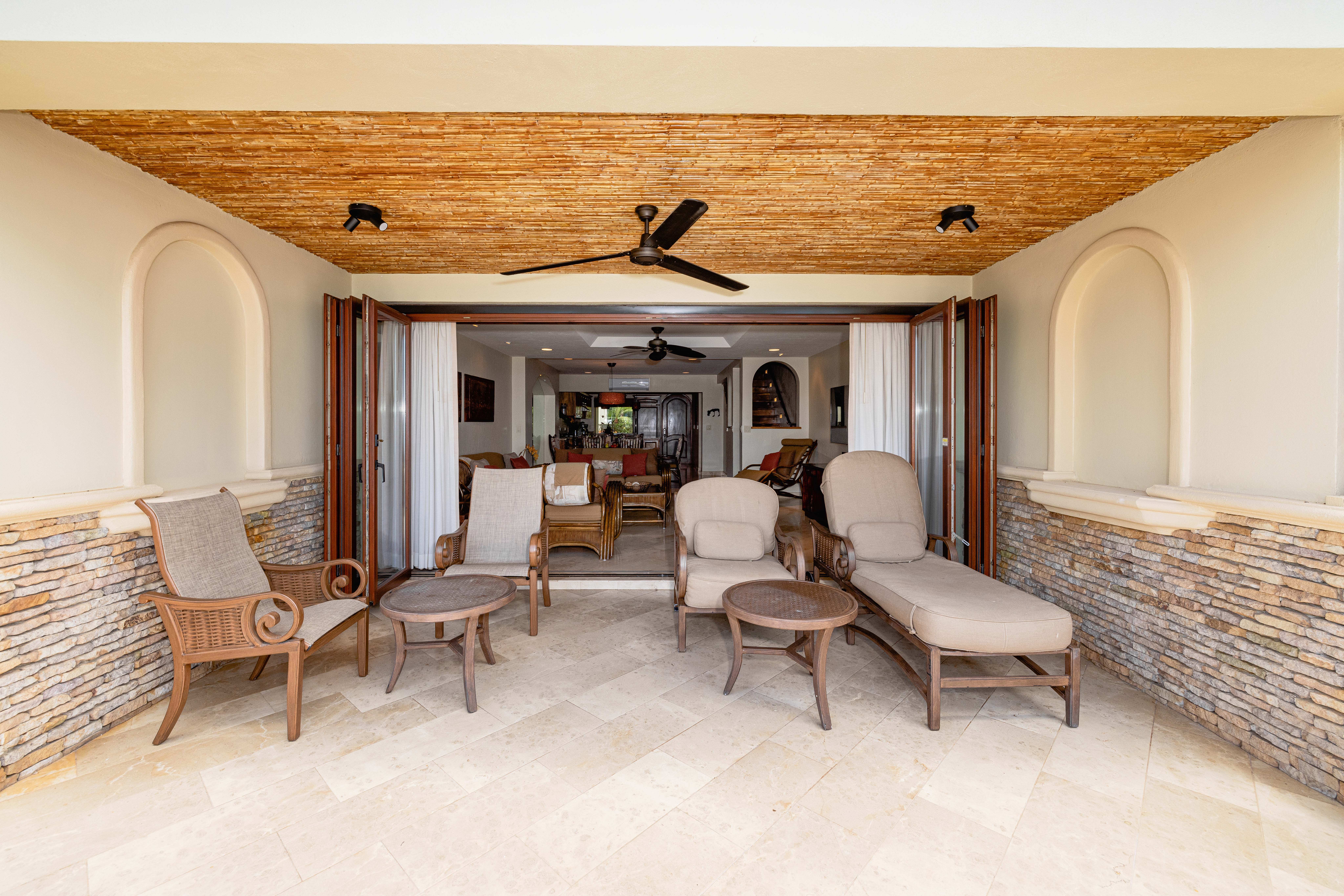 2 bed Condo For Sale in Playa Flamingo, Guanacaste - thumb 28