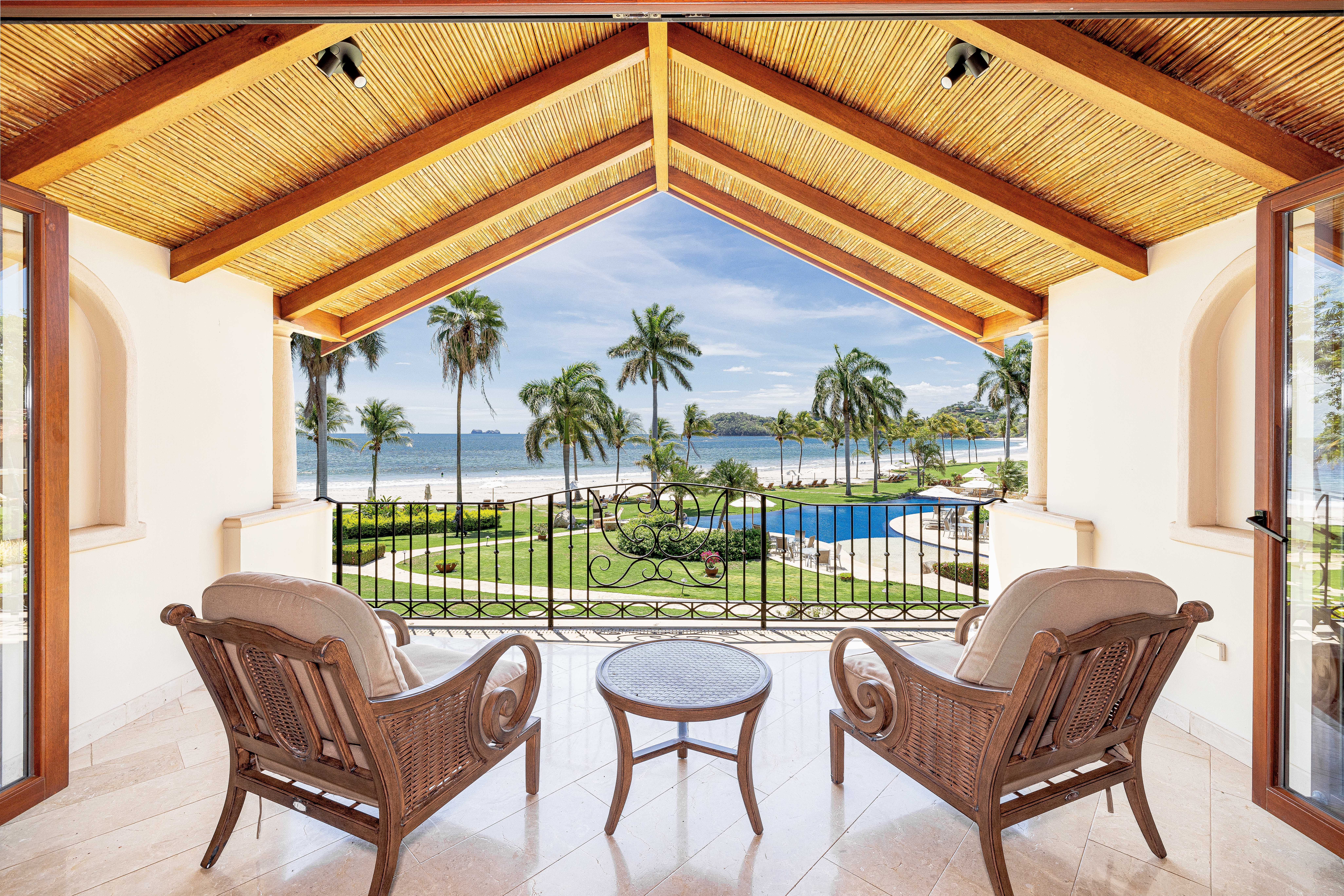 2 bed Condo For Sale in Playa Flamingo, Guanacaste - thumb 18