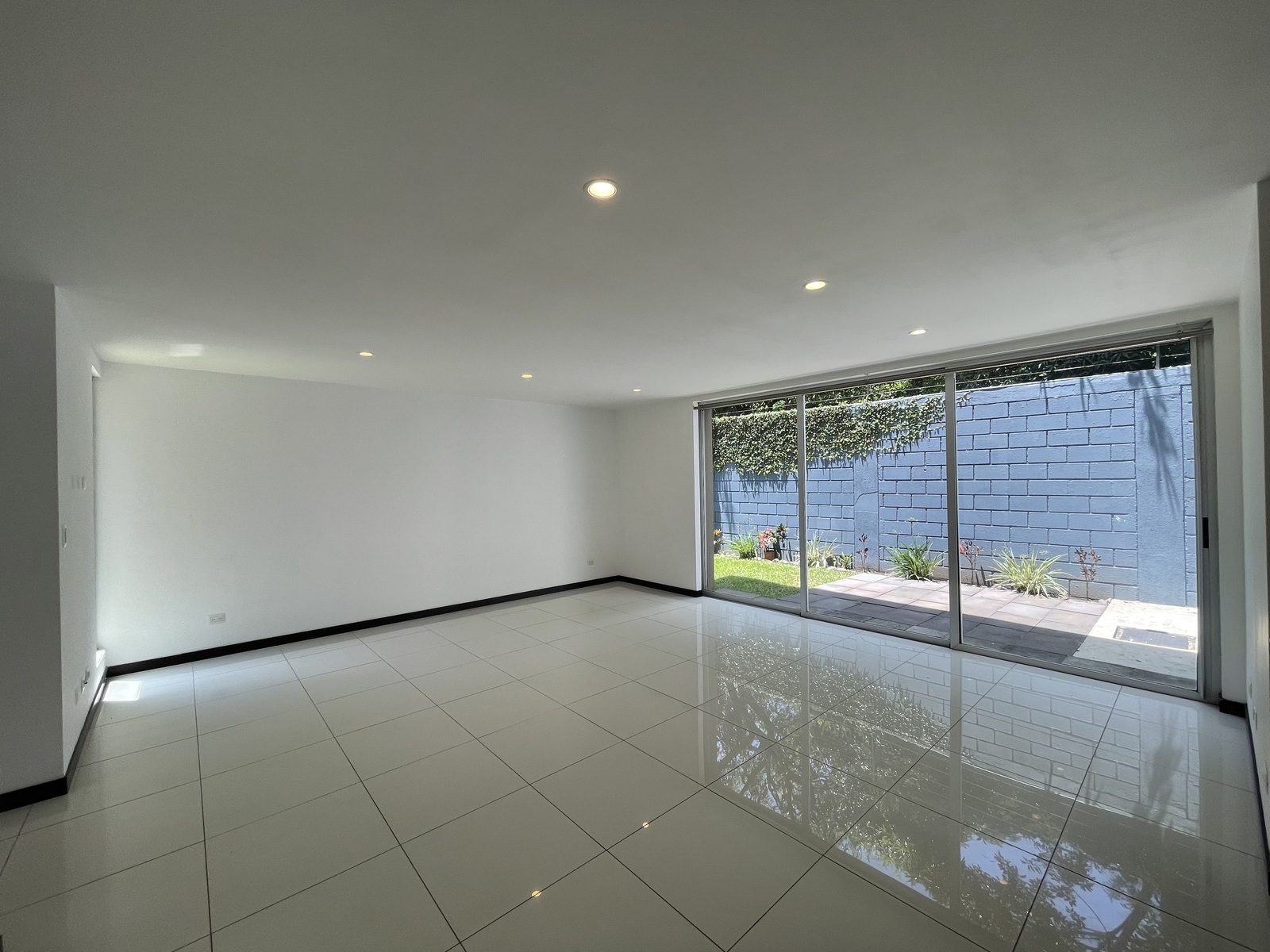 4 bed Condo For Sale in Pozos, San Jose - thumb 2