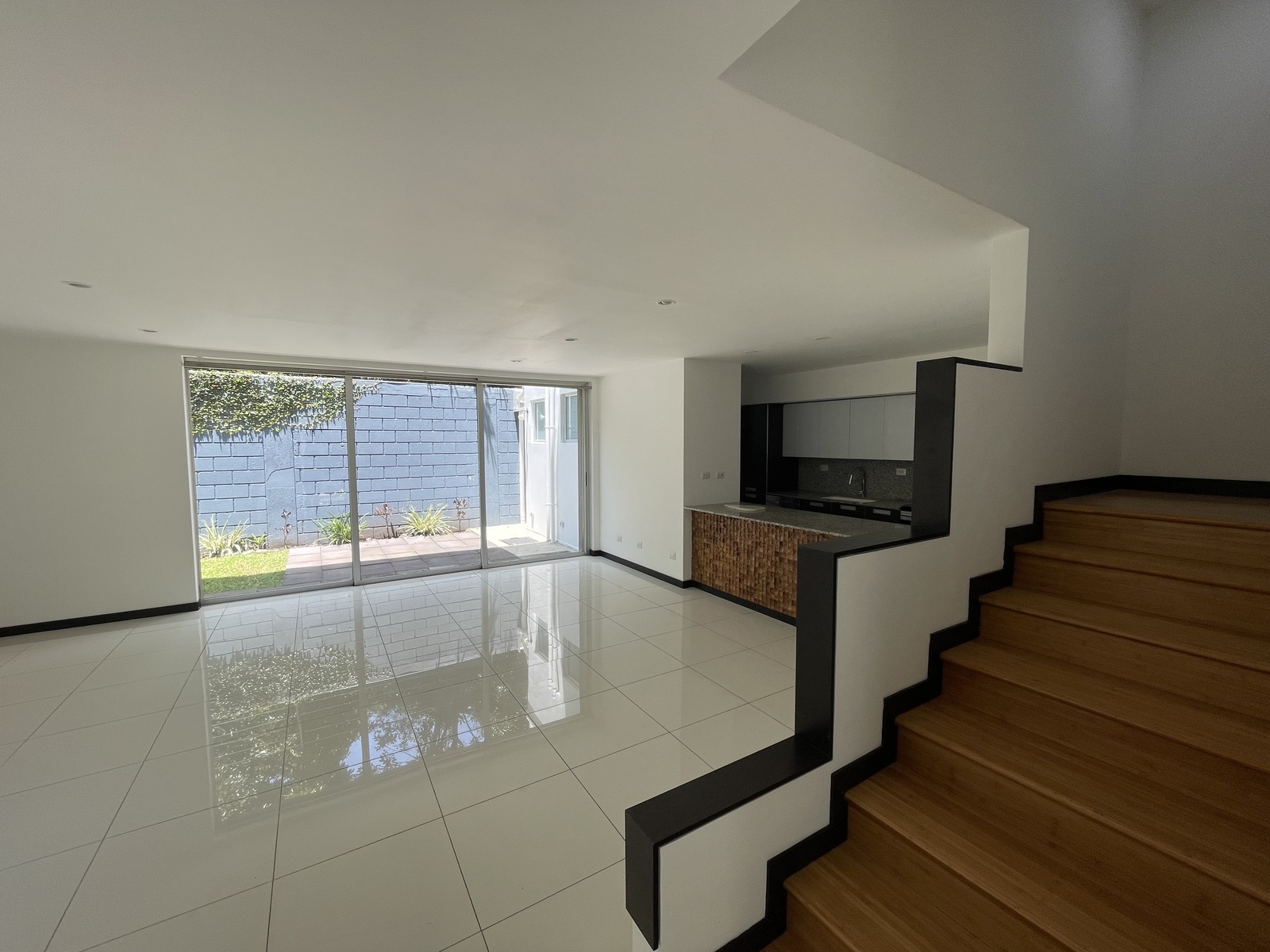 4 bed Condo For Sale in Pozos, San Jose - thumb 1