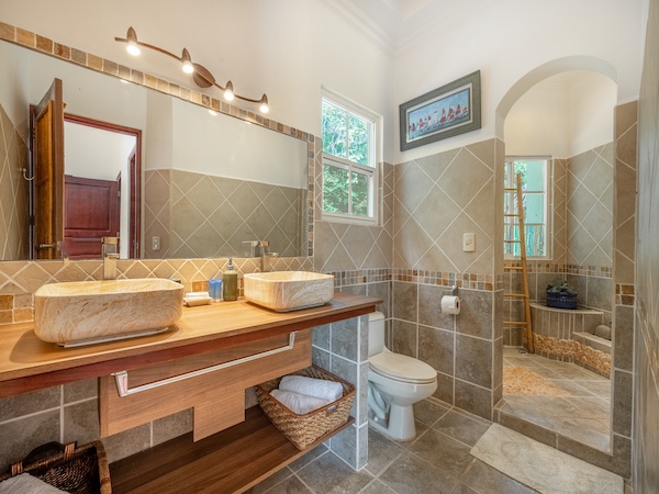 3 bed Single Family Homes For Sale in Tamarindo, Guanacaste - thumb 8