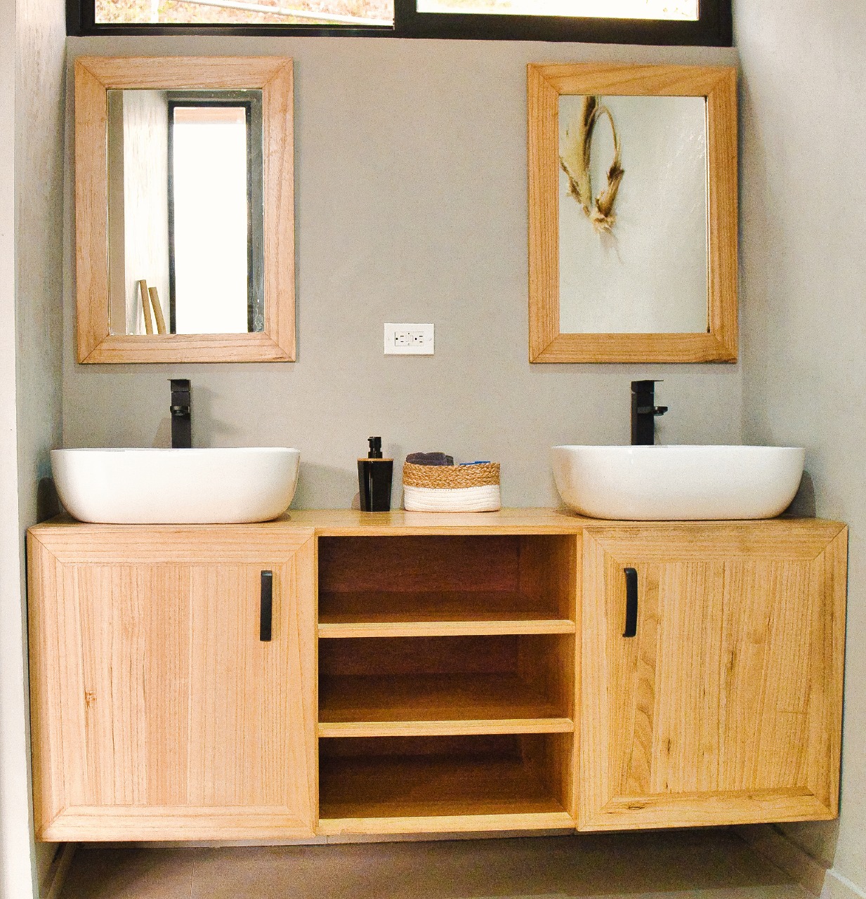 4 bed Single Family Homes For Sale in Tamarindo, Guanacaste - thumb 10