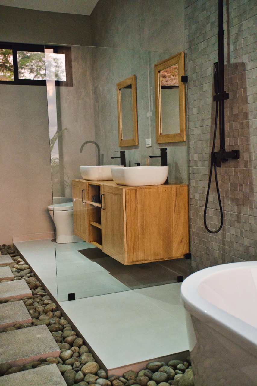 4 bed Single Family Homes For Sale in Tamarindo, Guanacaste - thumb 17