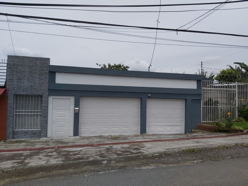 5 bed Single Family Homes For Sale in Concepción, Cartago - 1