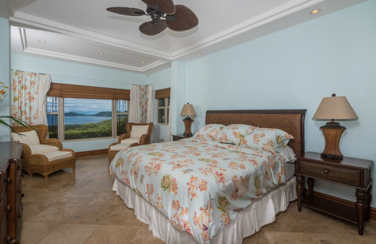 30 bed Single Family Homes For Rent in Playa Panama, Guanacaste - thumb 7