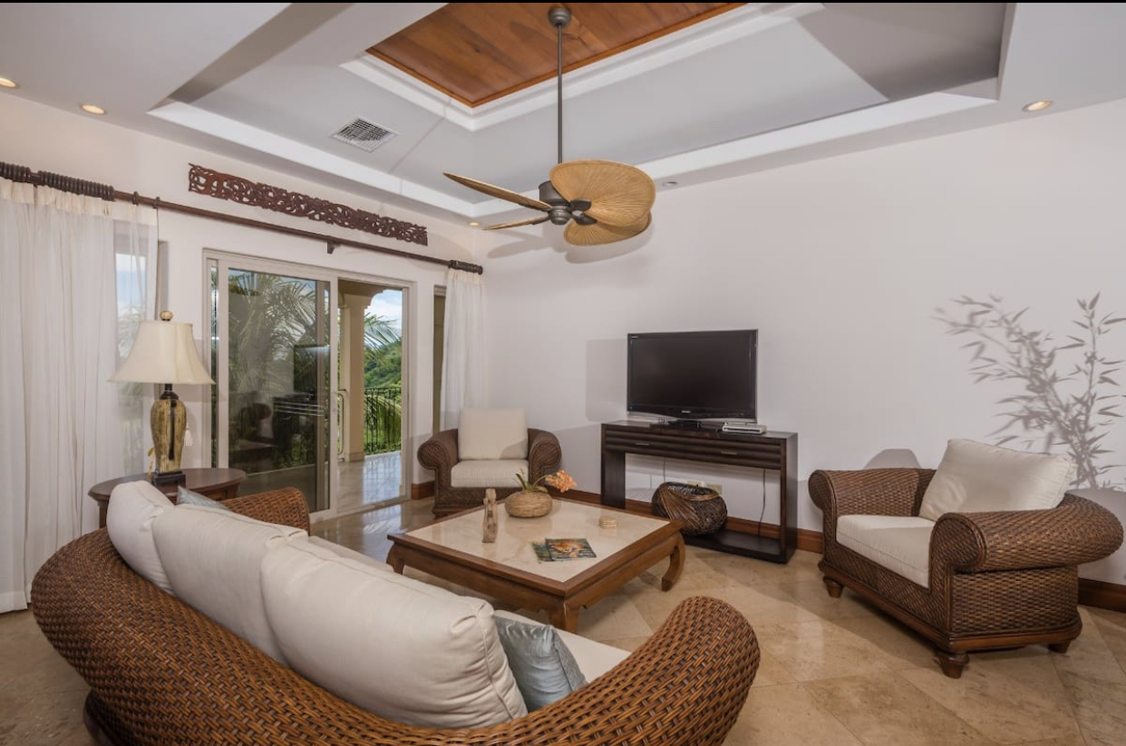 30 bed Single Family Homes For Rent in Playa Panama, Guanacaste - thumb 1