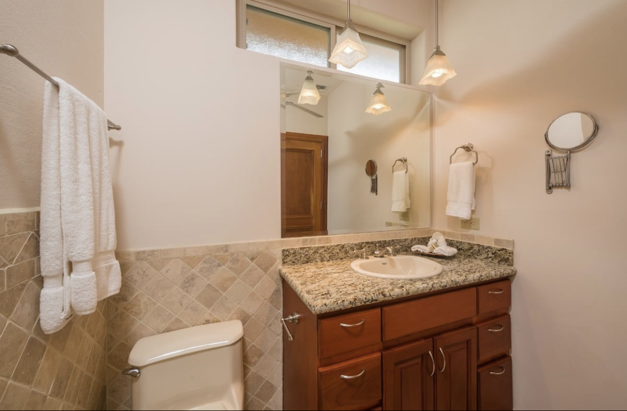 30 bed Single Family Homes For Rent in Playa Panama, Guanacaste - thumb 8