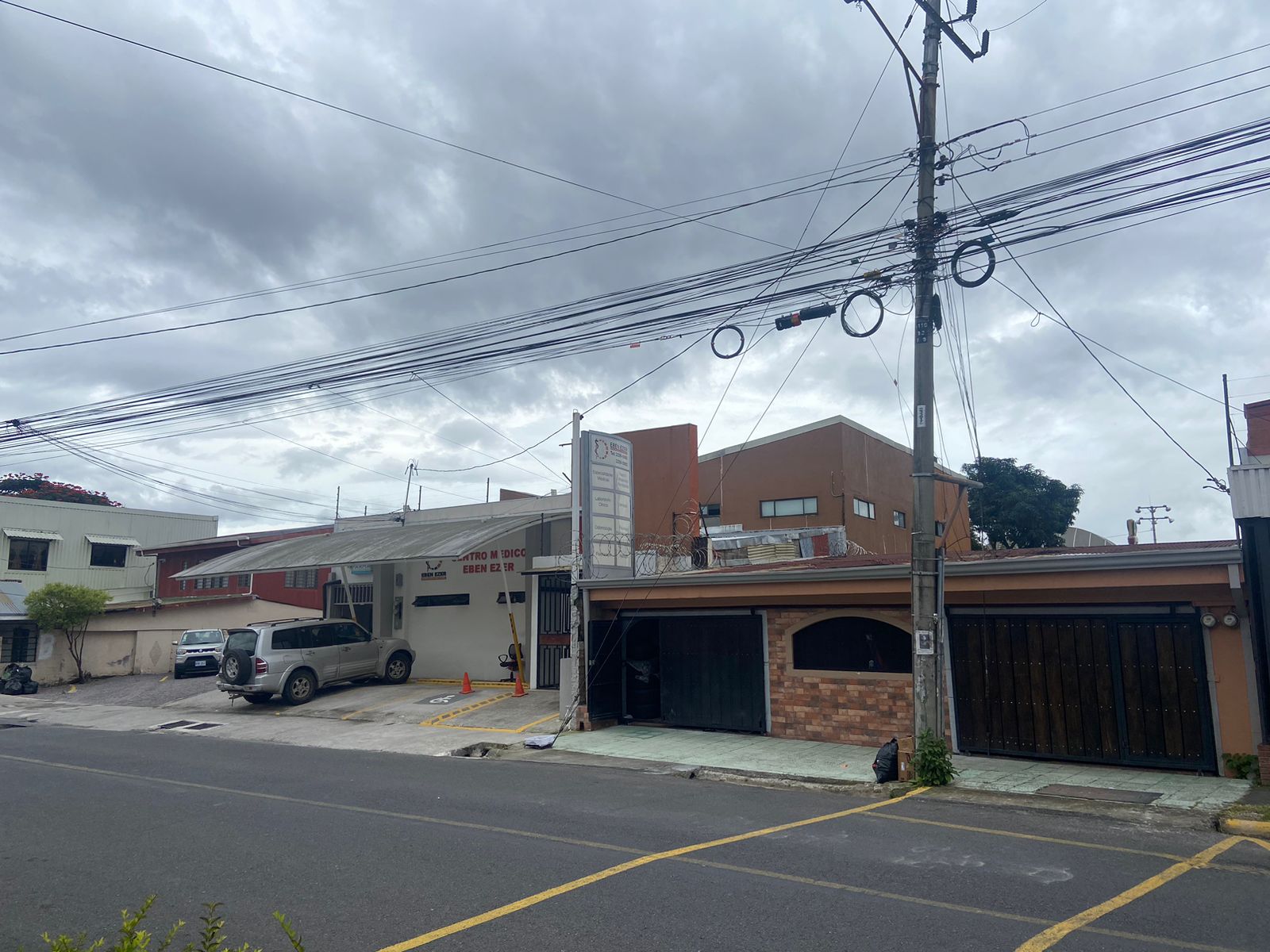 6 bed Single Family Homes For Sale in Desamparados, San Jose - thumb 1