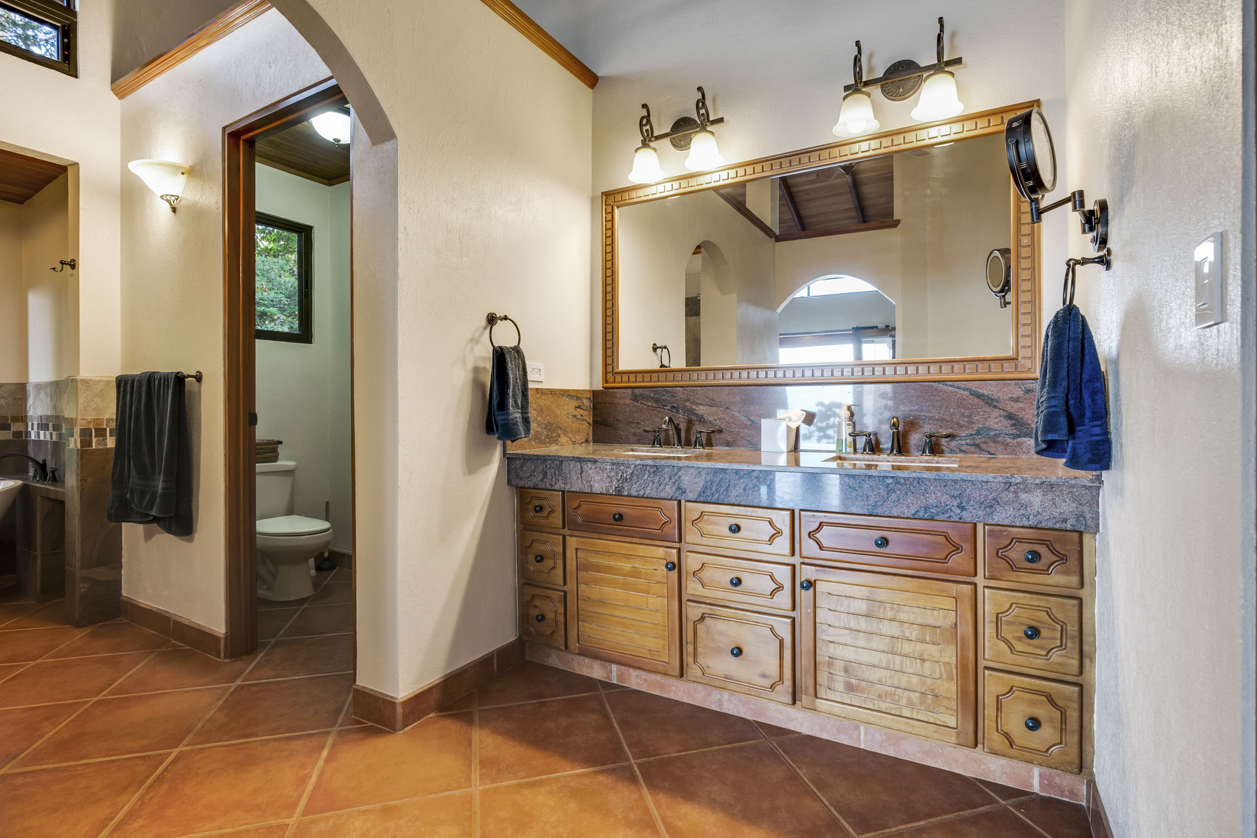 3 bed Single Family Homes For Sale in Dominical, Puntarenas - thumb 28