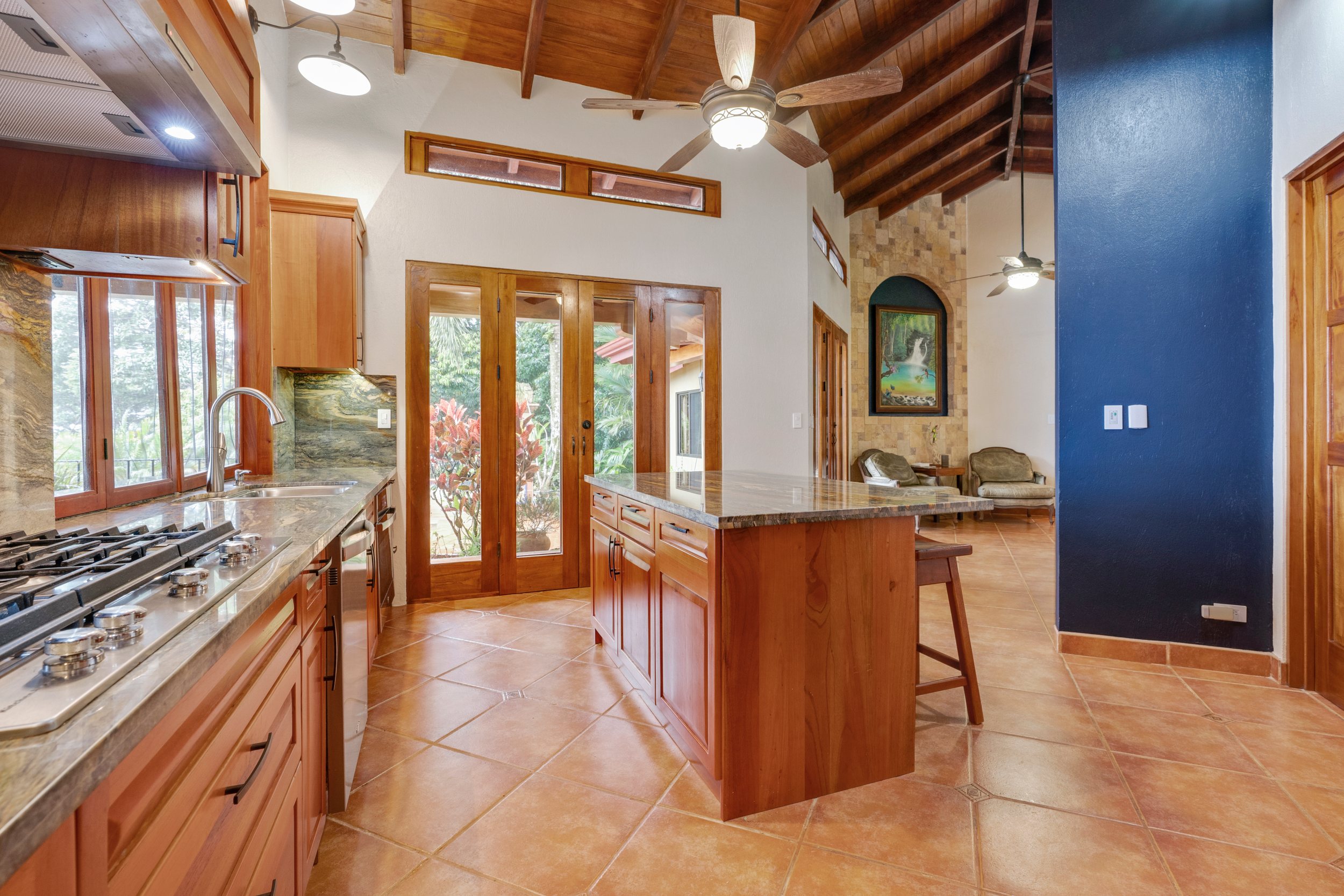 3 bed Single Family Homes For Sale in Dominical, Puntarenas - thumb 17