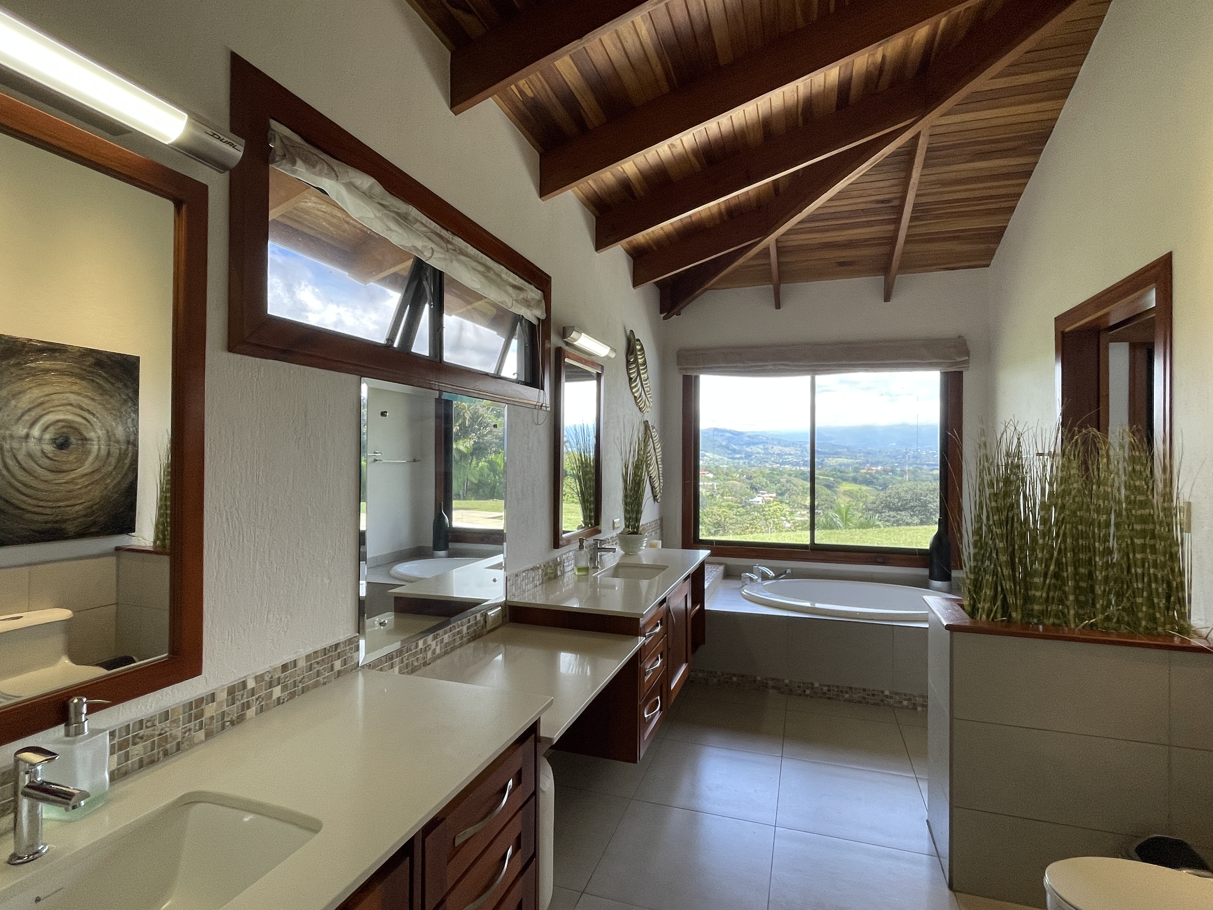 6 bed Single Family Homes For Sale in Atenas, Alajuela - thumb 12