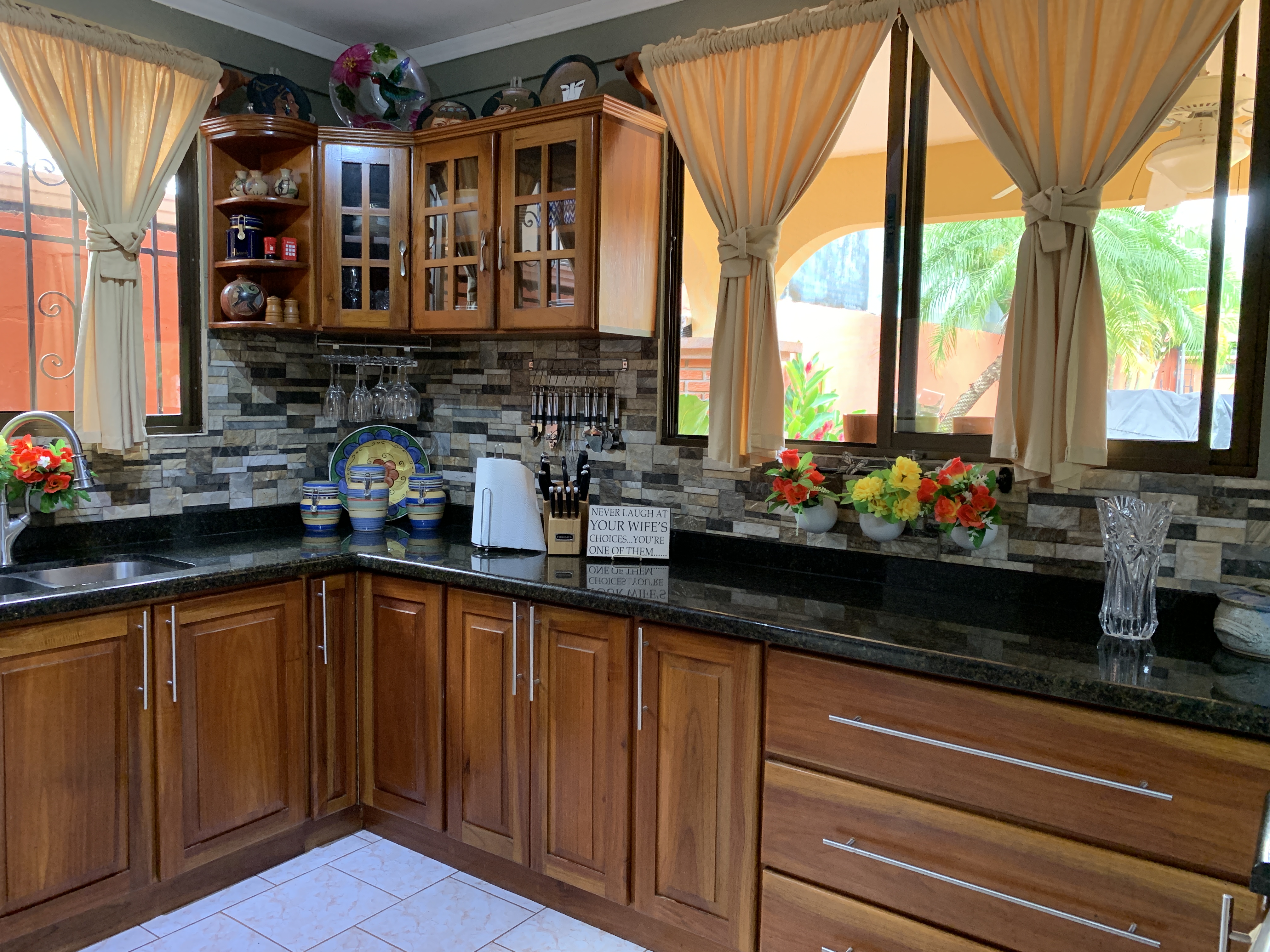 3 bed Single Family Homes For Sale in Jaco, Puntarenas - thumb 22