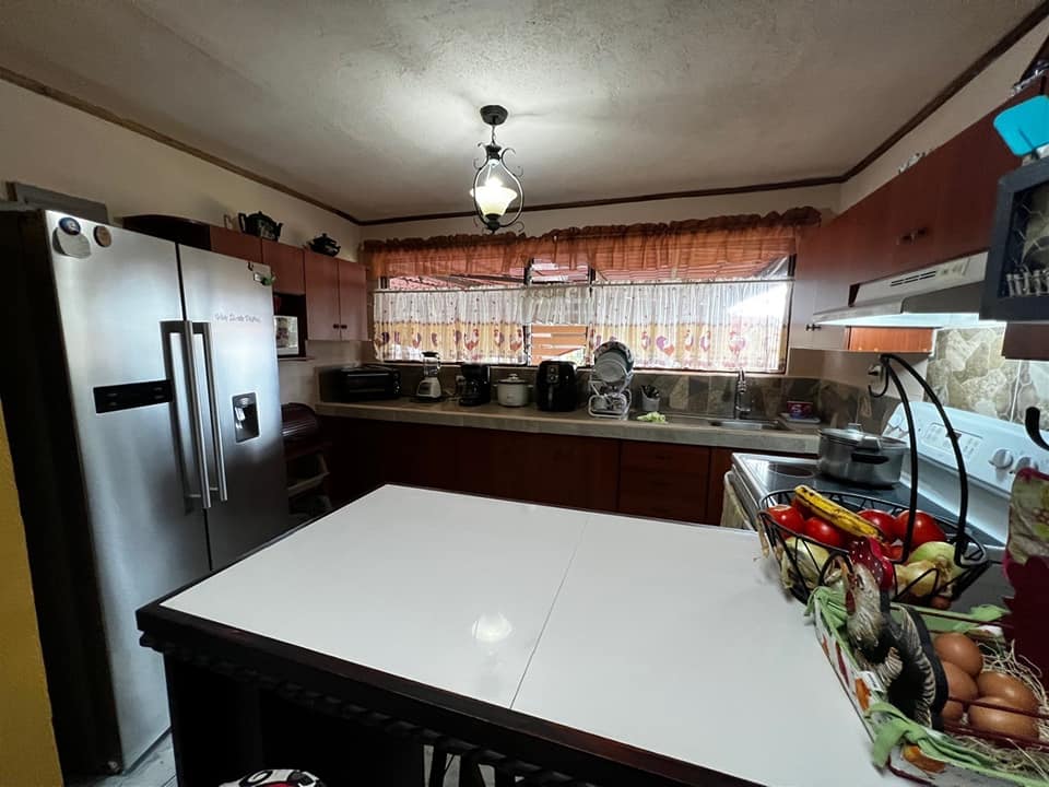 4 bed Single Family Homes For Sale in Tres Ríos, Cartago - thumb 7