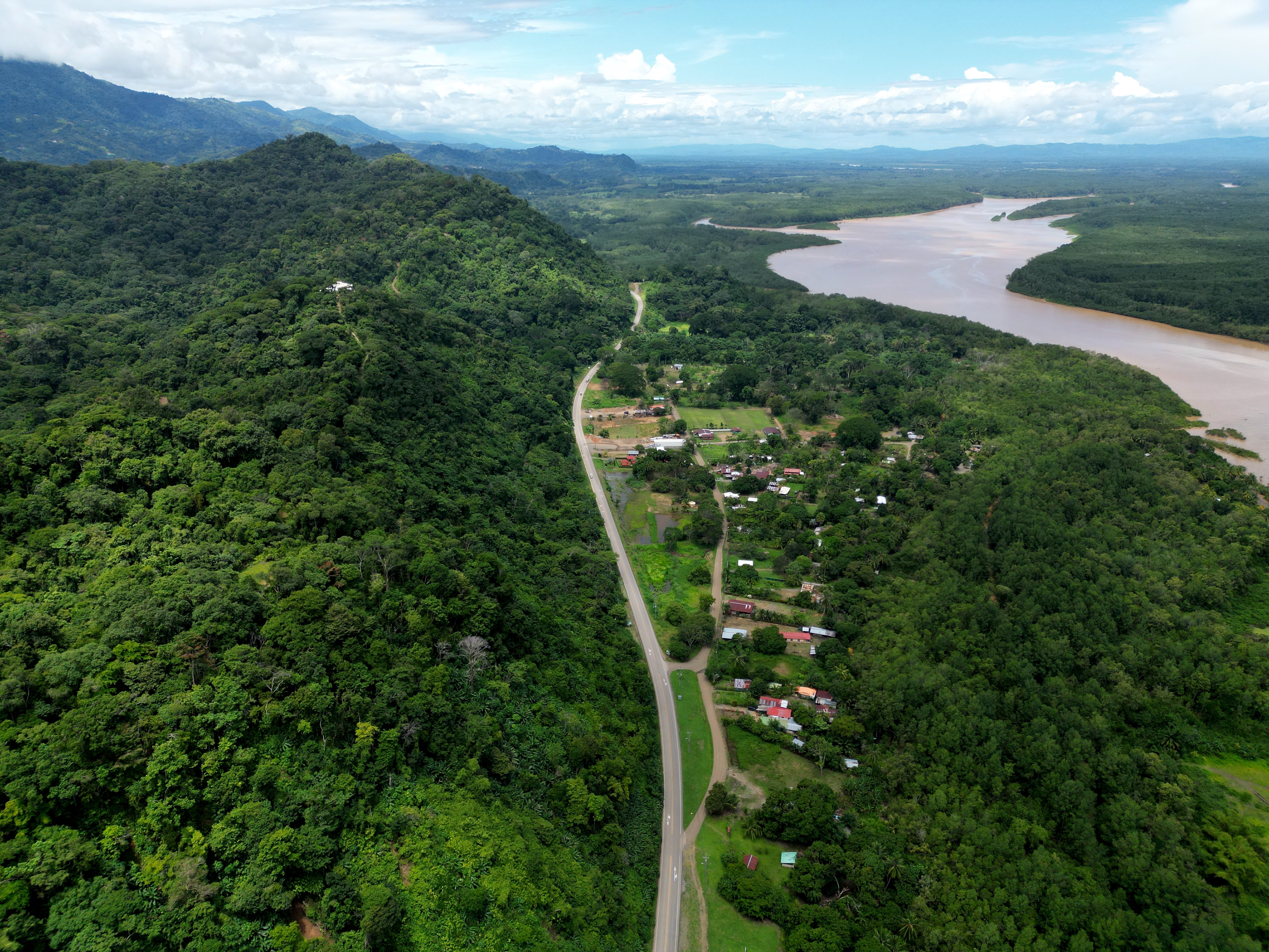 4 bed Single Family Homes For Sale in Ojochal, Puntarenas - thumb 18