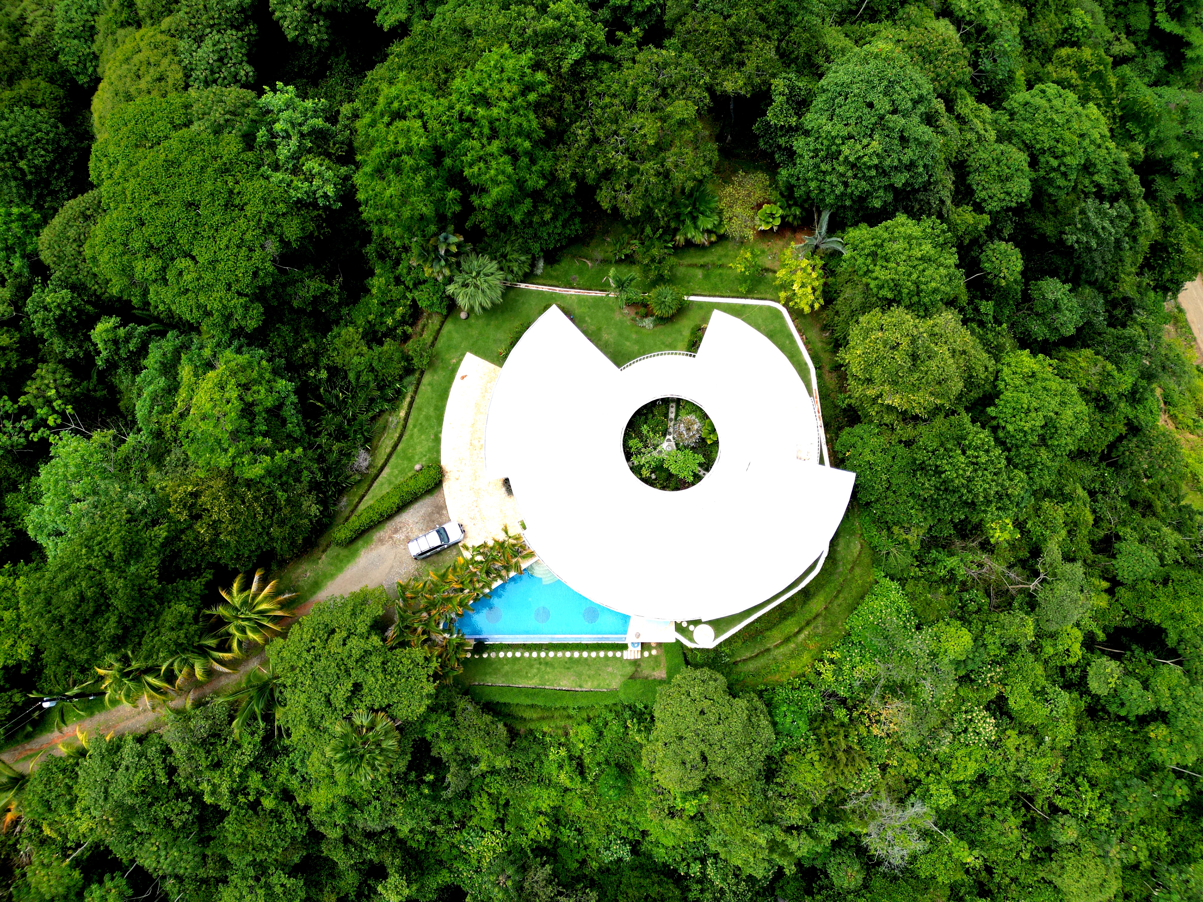 4 bed Single Family Homes For Sale in Ojochal, Puntarenas - thumb 3