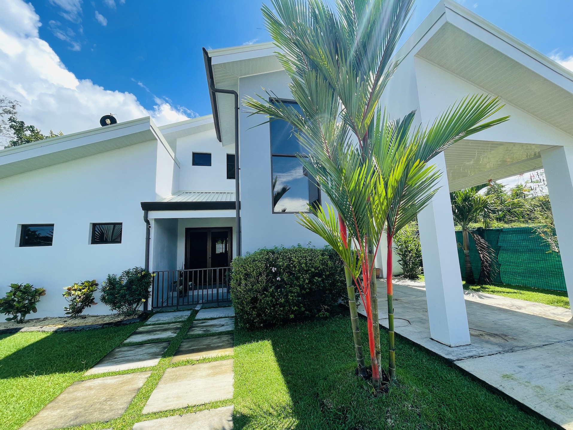 3 bed Single Family Homes For Sale in Uvita, Puntarenas - thumb 2