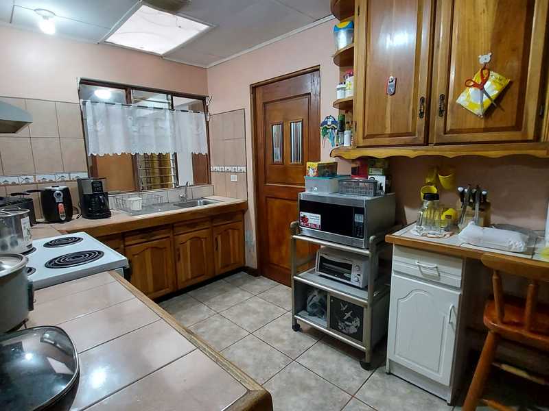 4 bed Single Family Homes For Sale in Tres Ríos, Cartago - thumb 11