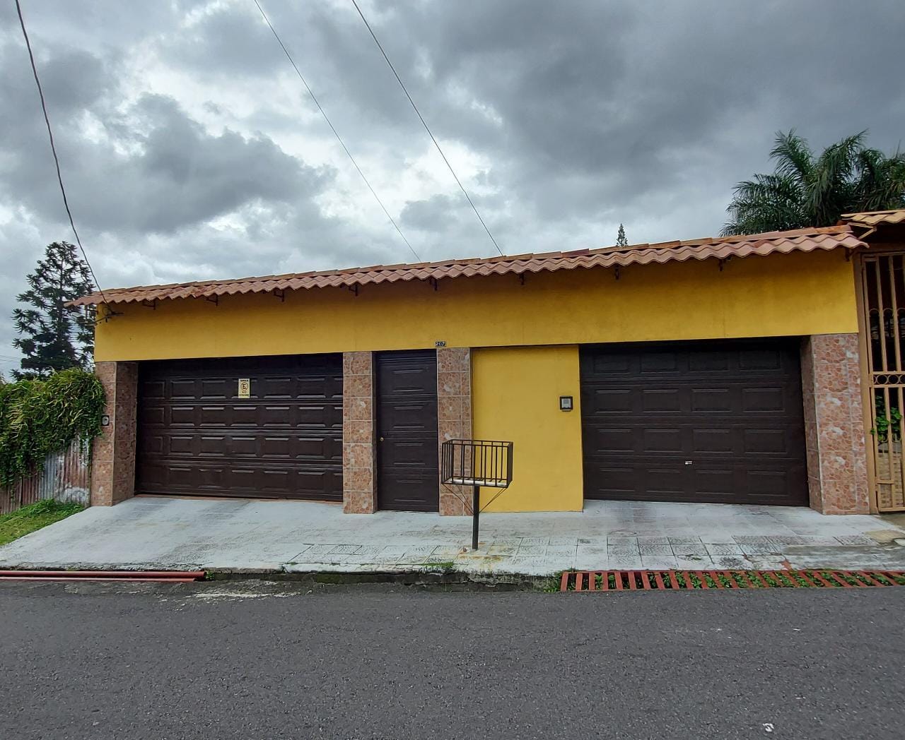 4 bed Single Family Homes For Sale in Tres Ríos, Cartago - thumb 1