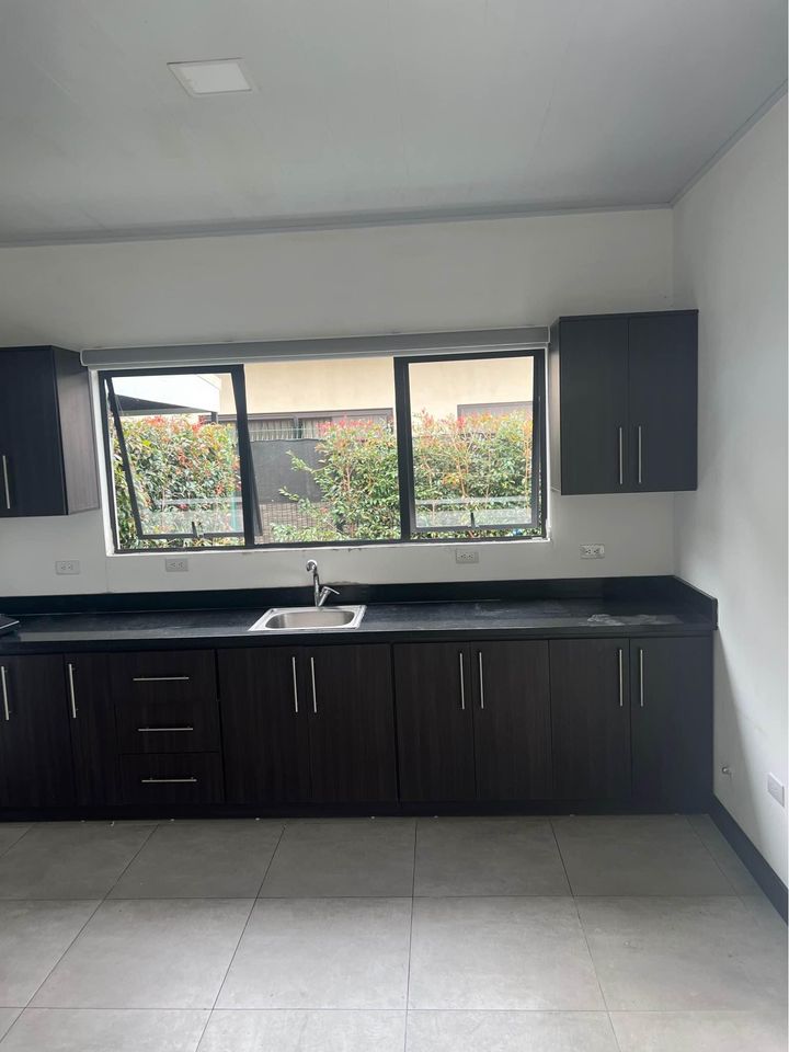 3 bed Condo For Rent in San Isidro, Heredia - thumb 3