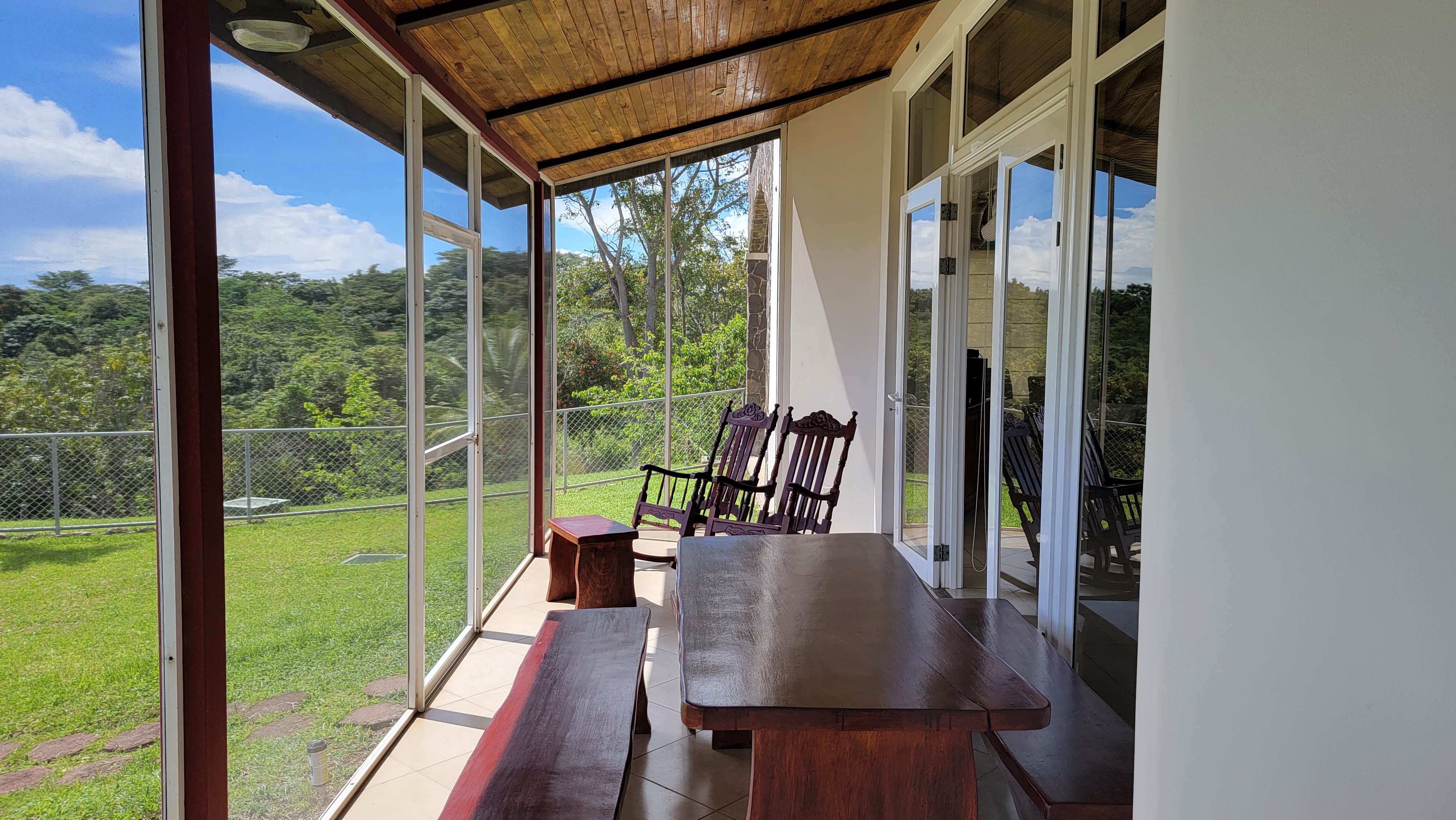 6 bed Single Family Homes For Sale in Tarcoles, Puntarenas - thumb 12