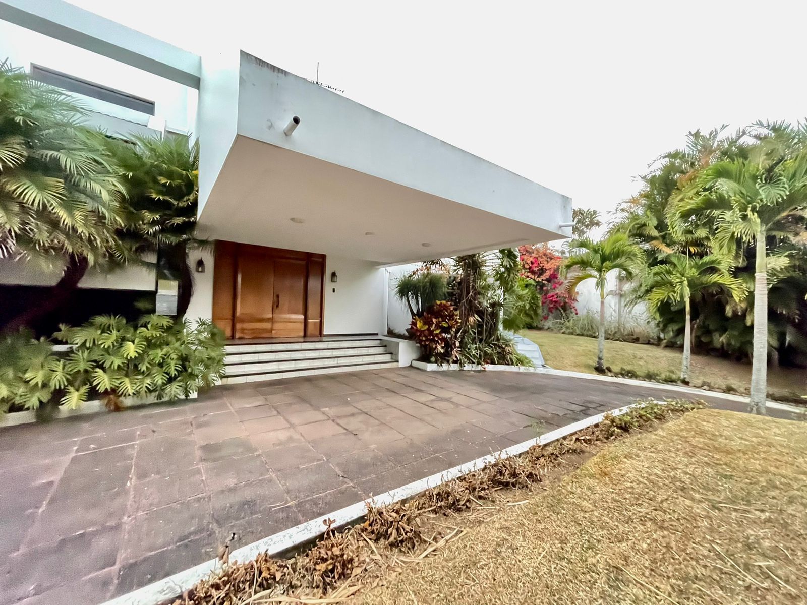 4 bed Single Family Homes For Sale in Curridabat, San Jose - thumb 9