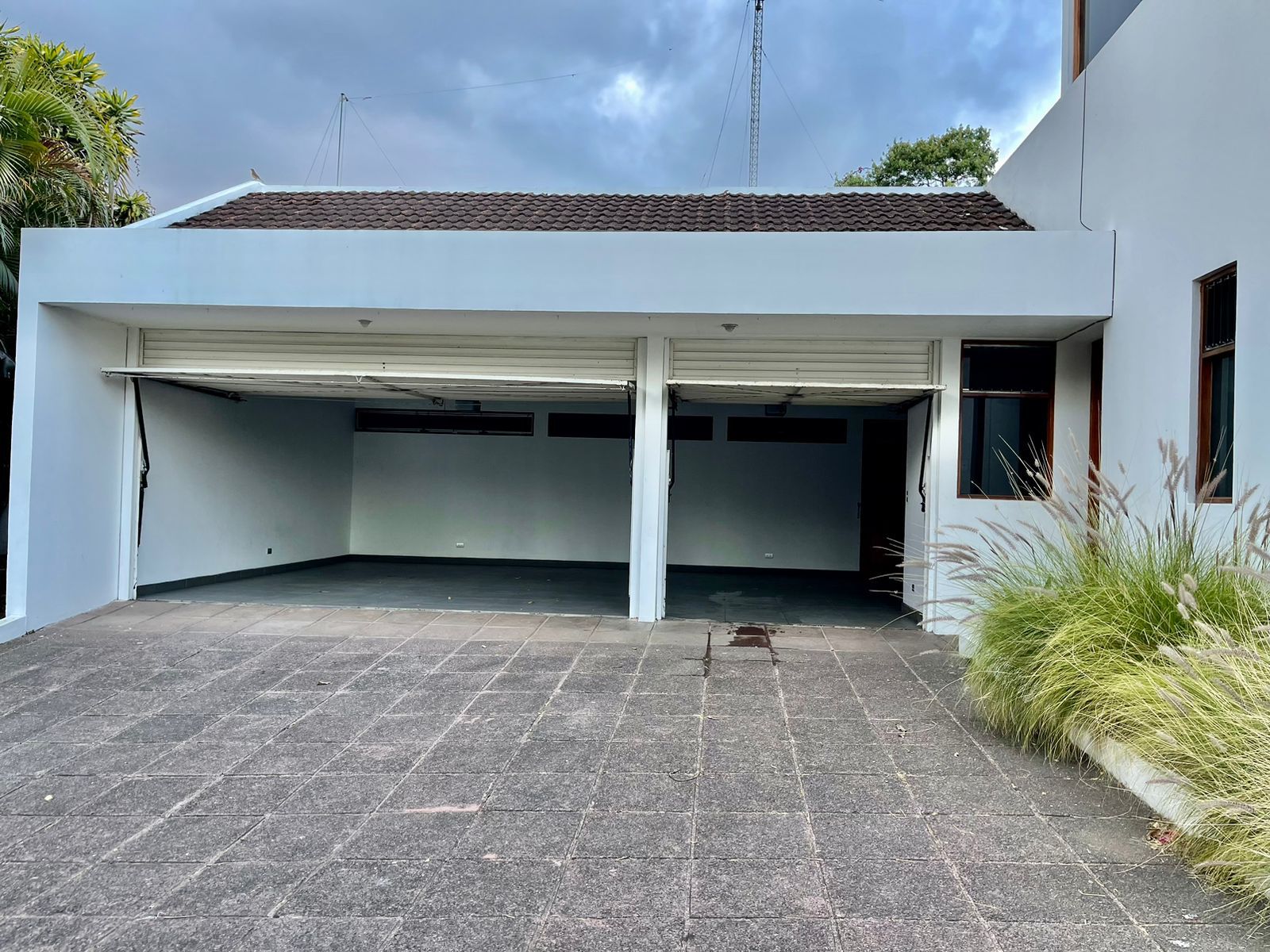 4 bed Single Family Homes For Sale in Curridabat, San Jose - thumb 4