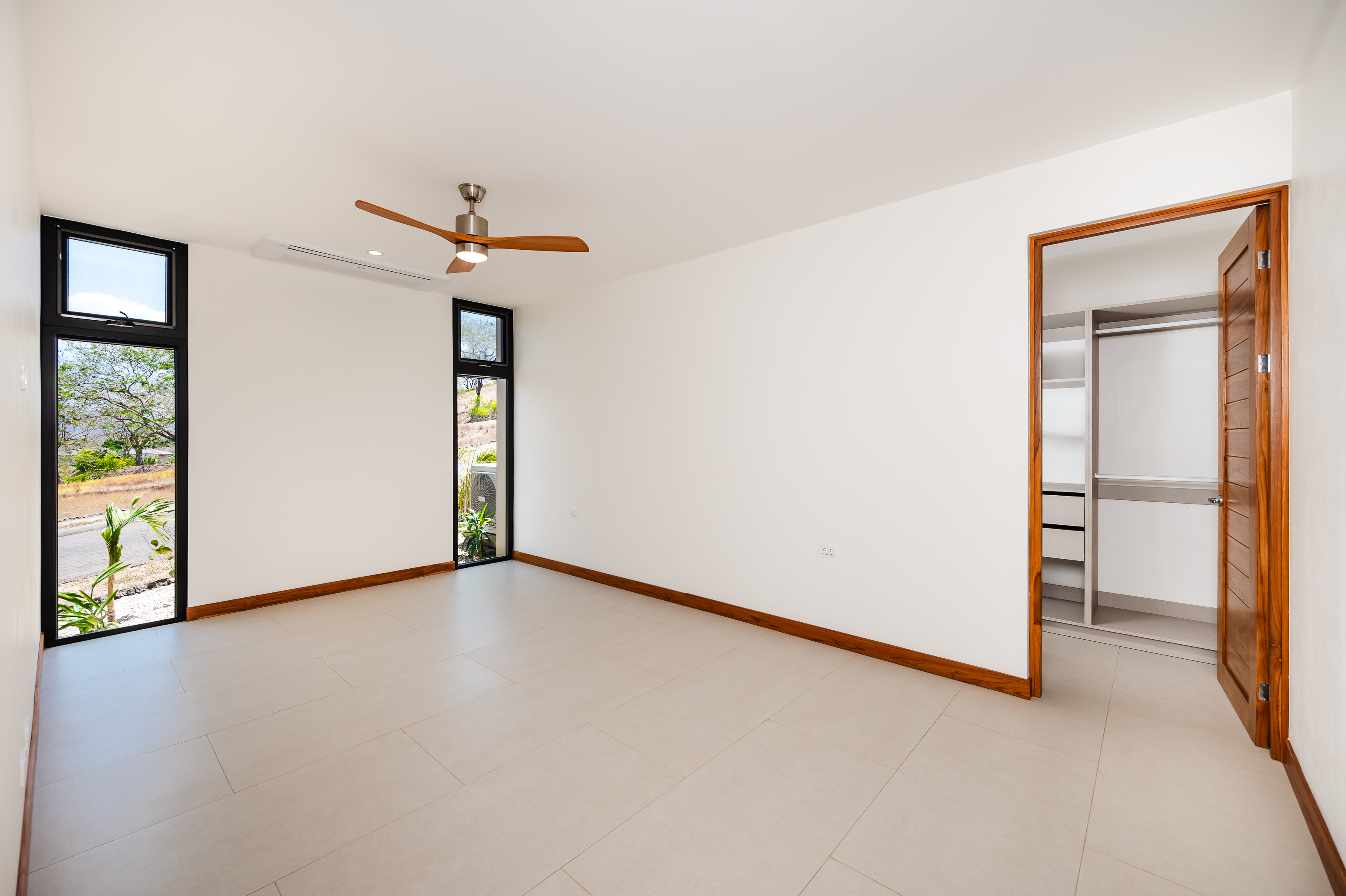 4 bed Single Family Homes For Sale in Tamarindo, Guanacaste - thumb 18