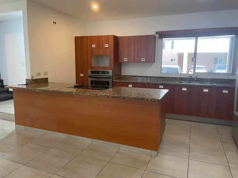 4 bed Single Family Homes For Rent in Pozos, San Jose - 1