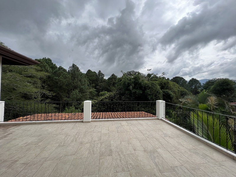 For Sale, House In Guachipelin, Escazu, Big Garden, Terrace, 4B, 3B, 2P