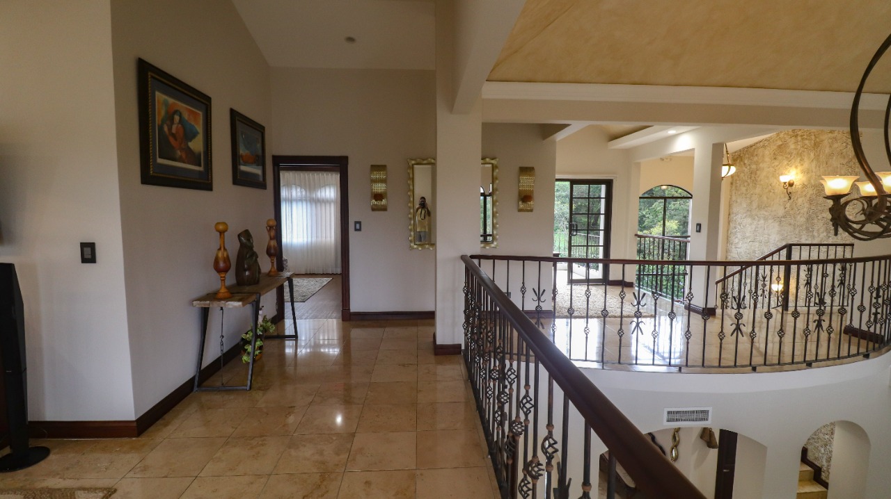 4 bed Single Family Homes For Sale in La Guacima, Alajuela - thumb 9