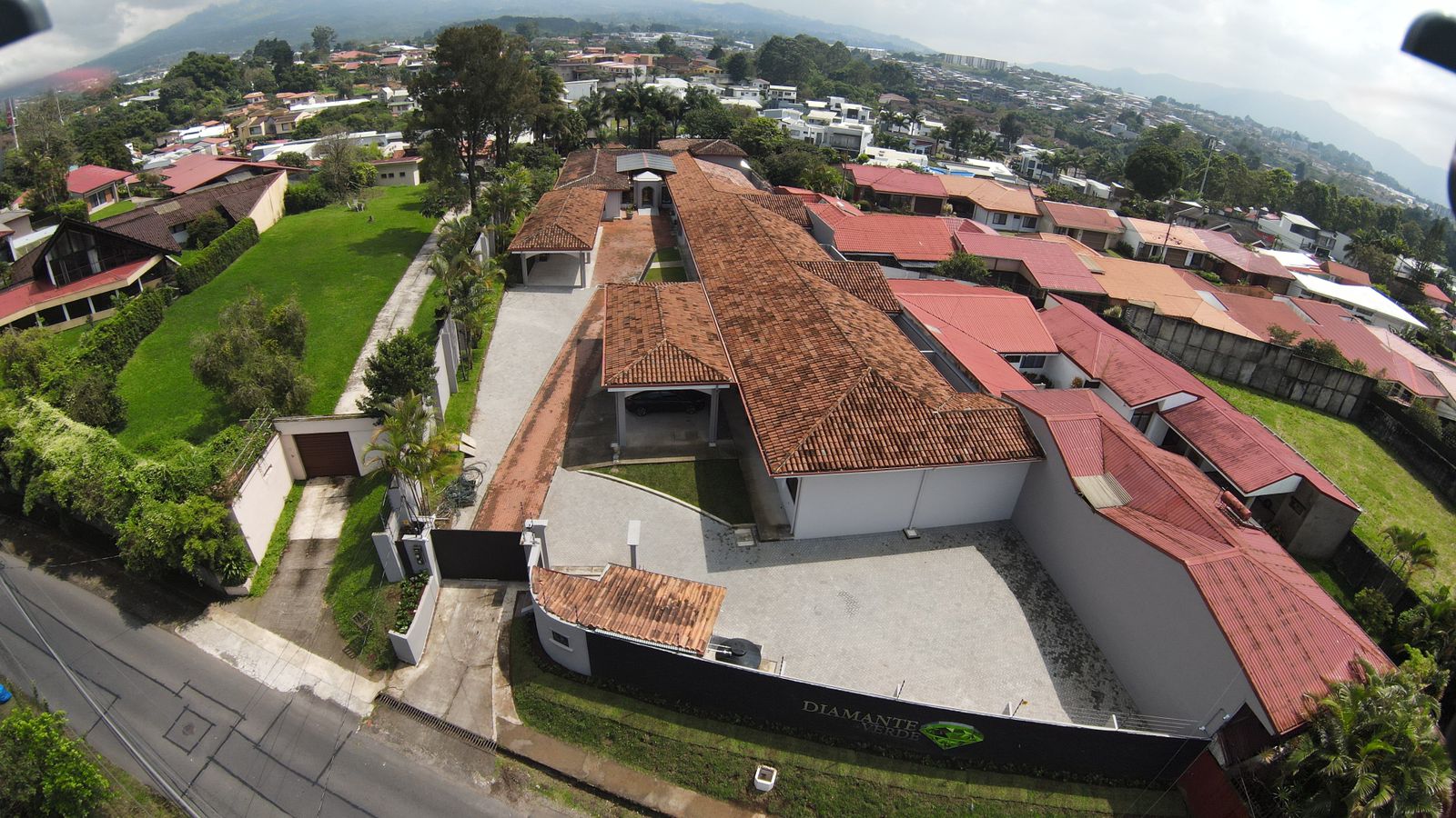 2 bed Condo For Rent in Montes de Oca, San Jose - thumb 1