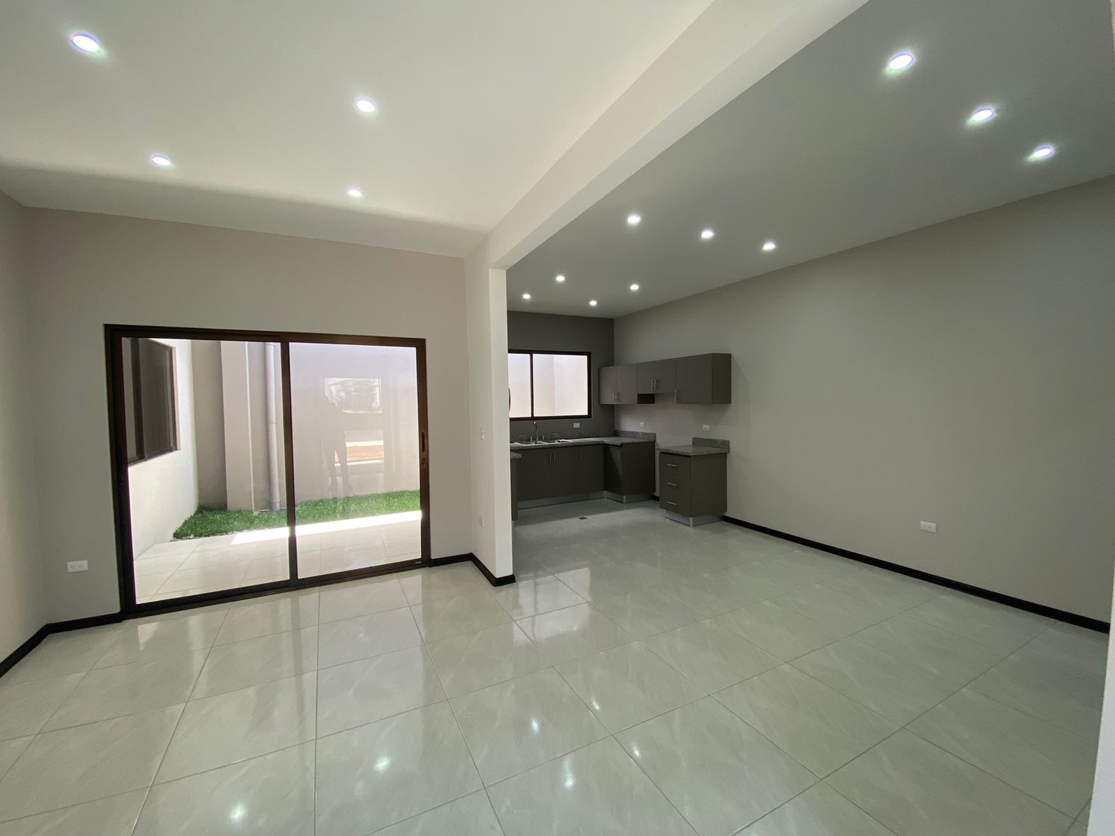 2 bed Condo For Rent in Montes de Oca, San Jose - thumb 3