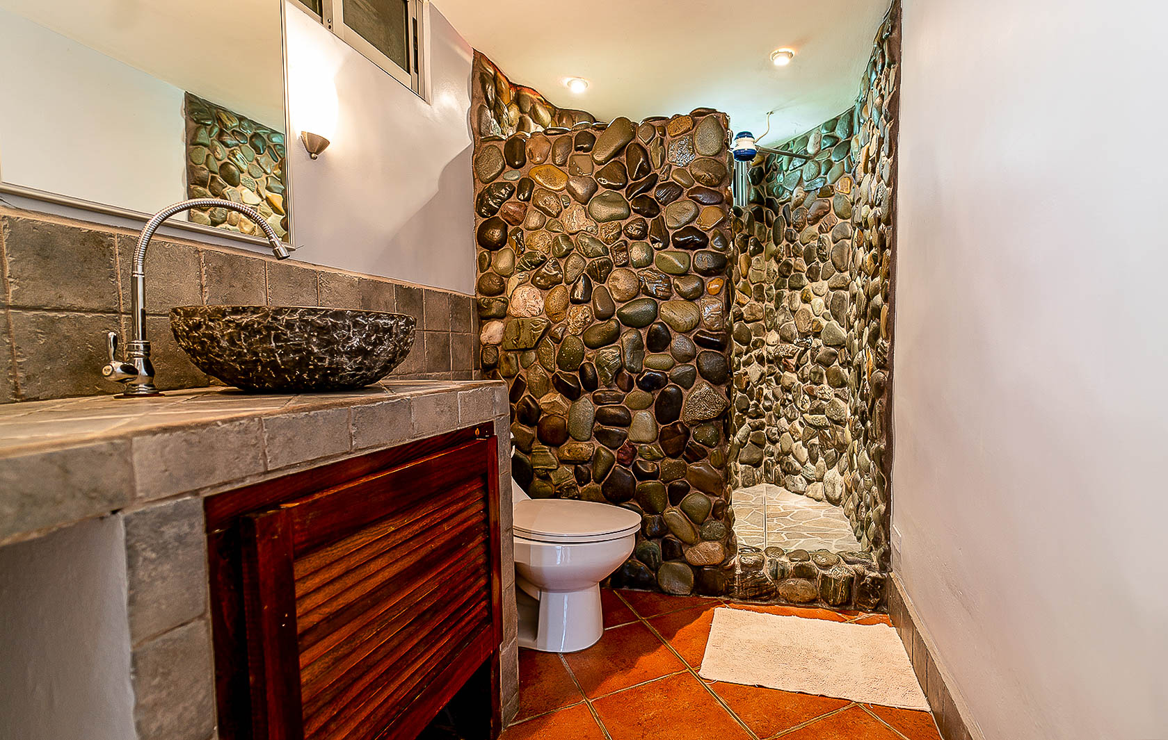 7 bed Hotel / Leisure For Sale in Quepos, Puntarenas - thumb 24