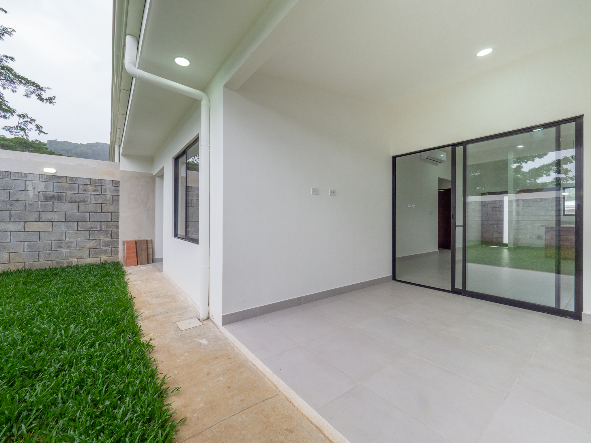 3 bed Single Family Homes For Sale in Herradura, Puntarenas - thumb 14